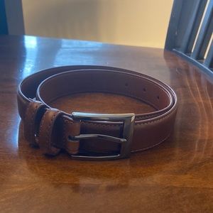 NWOT Mio Marino Brown Leather Belt 30”